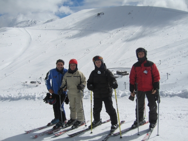  esquiadores no inverno